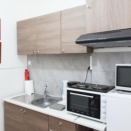 Cozy Apartment Near Stavros Niarchos Park Athena Bagian luar foto