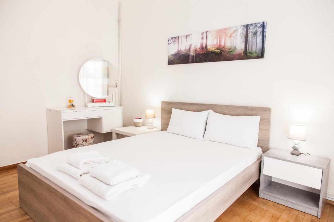 Cozy Apartment Near Stavros Niarchos Park Athena Bagian luar foto