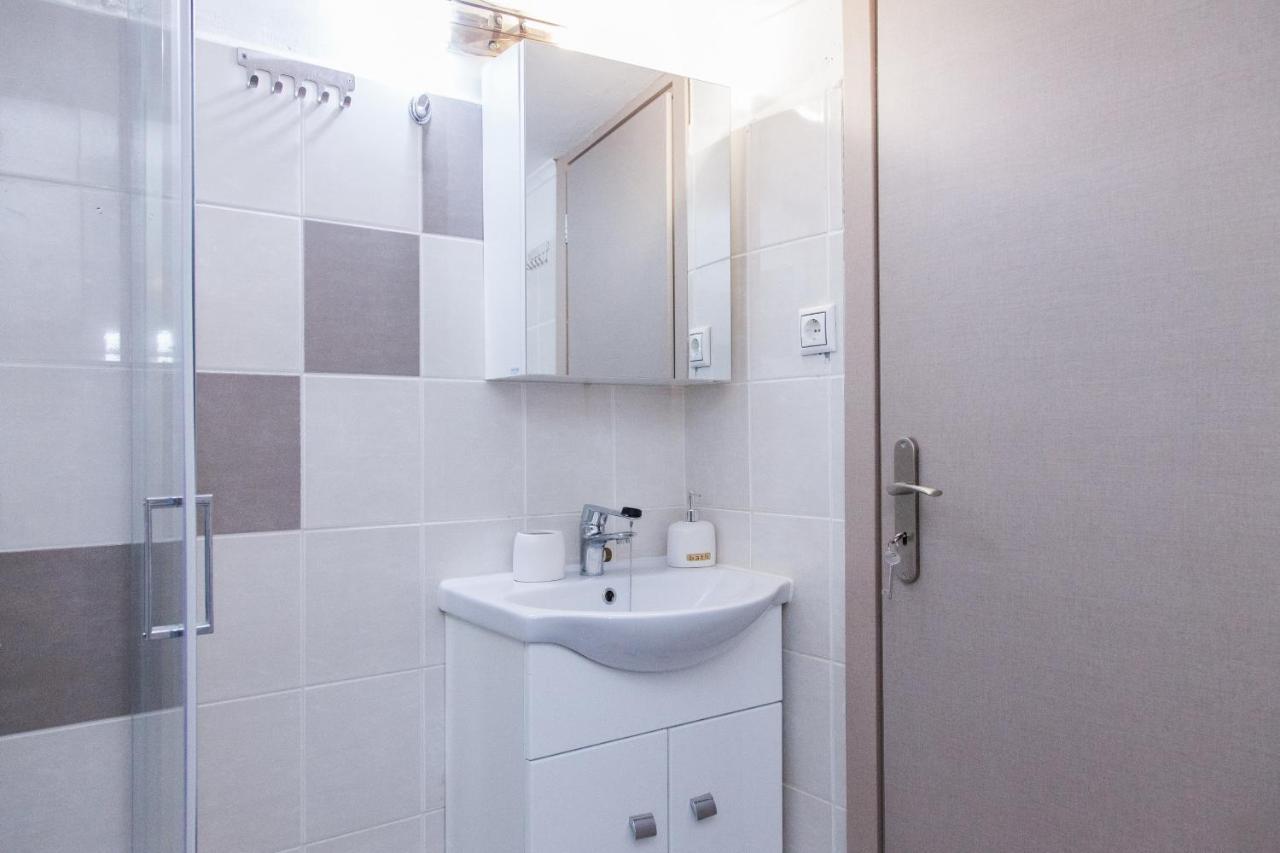 Cozy Apartment Near Stavros Niarchos Park Athena Bagian luar foto